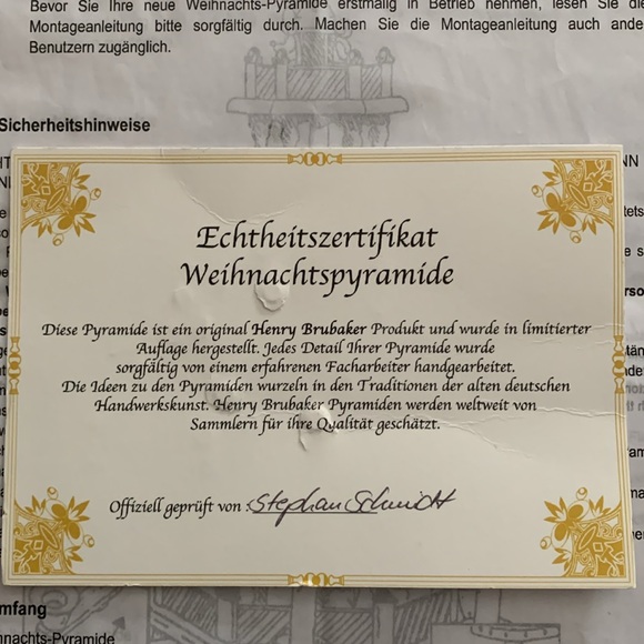 Authentic Vintage Henry Brubaker Christmas Pyramid - Picture 7 of 8